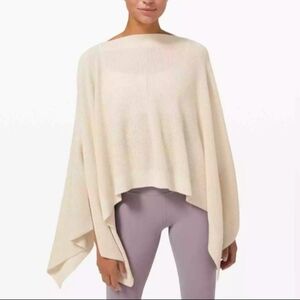 Lululemon Women's Cream Forward Flow White Opal Sweater Poncho One Size